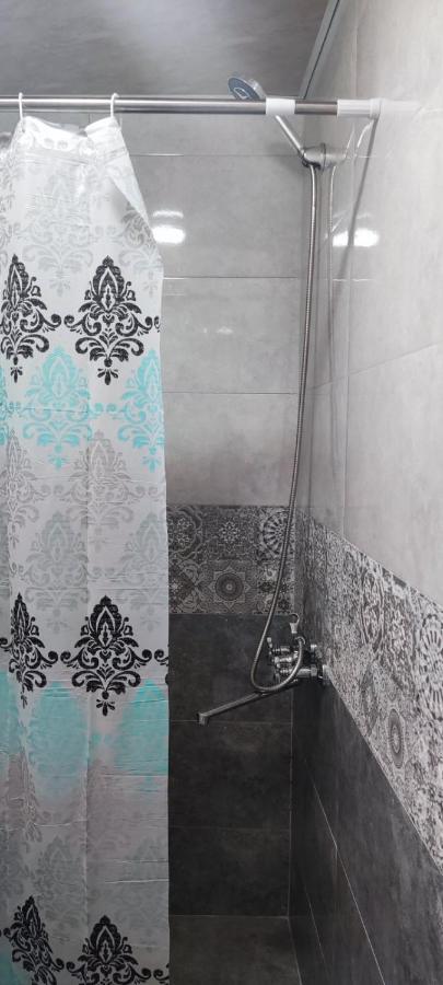 Guest House Lela Rezo Kazbegi Εξωτερικό φωτογραφία